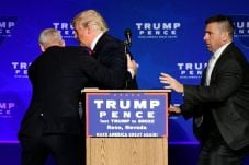 Trump atau Hillary Pemenang...