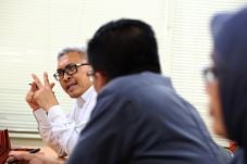Marak Berita Hoax Akibat...