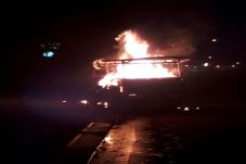 Selang Tabung Gas Bocor,...