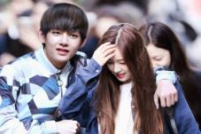 V BTS Tertangkap Sedang...
