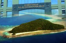 KKP Fokus Awasi Pulau-pulau...