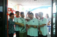 Dirikan Rumah Perjuangan,...