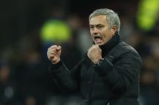 Mourinho Sebut Setan...
