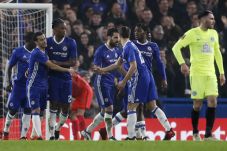 10 Pemain Chelsea Singkirkan...