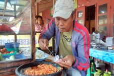Pedasnya Harga Cabai...