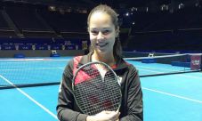 Ana Ivanovic Kembangkan...