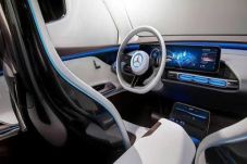Mercedes Bekali Produknya...
