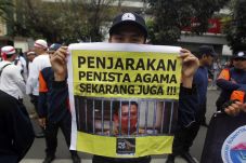 Demi Keadilan, Wakil...