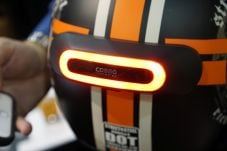Aksesoris Lampu Helm...