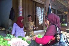Harga Cabai Meroket,...