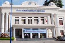 Bursa Saham Vietnam...