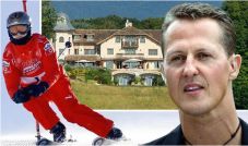 Michael Schumacher Ditinggal...
