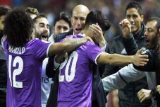 Lewat Drama 6 Gol di...