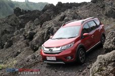 Honda Targetkan Penjualan...
