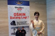 Ayako Kobayashi Senang...