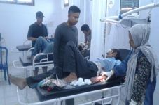 Rampok Satroni Rumah...