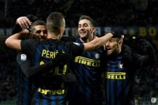 Bungkam Chievo Verona,...