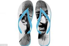 Injak Muka Mahatma Gandhi,...