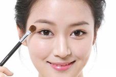 Make Up Ala Korea Masih...