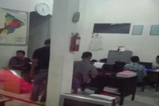 Pesta Sabu di Kompleks...