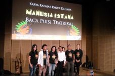 Berekspresi, Artis Indonesia...