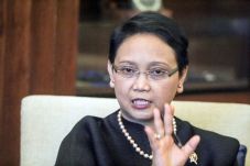 Menlu Retno Akan Resmikan...