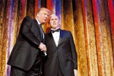 Sambut Pelantikan Trump,...