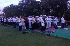 Sebelum Bubarkan Diri,...