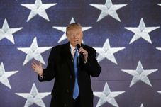 Trump Tulis Sendiri...
