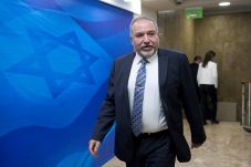 Menhan Israel: Tidak...