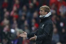 Swansea Hajar Liverpool,...