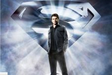 Superman Perlihatkan...