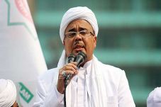 Rizieq Diperiksa Terkait...