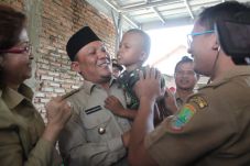 Bocah 8 Tahun yang Dipasung...