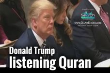 Presiden Trump Dengarkan...