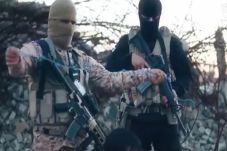 Algojo ISIS Pengeksekusi...