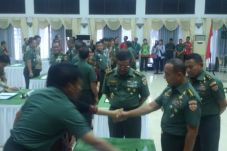Kepala Staf TNI AD Ancam...