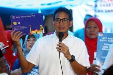 Sering Terbakar, Sandi...