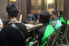 Tarik Penumpang, Pengemudi...