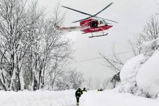 Helikopter Penyelamat...