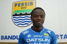 Persib Bantah Lambat...