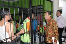 Anggota Komisi III Ini...
