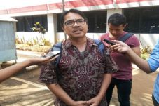 Jadi Tersangka, Ade...