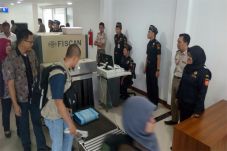 Bandara Hanandjoeddin...