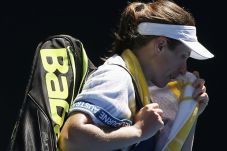Kalah dari Serena, Johanna...