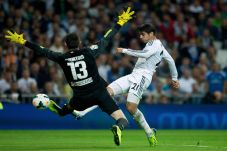 Chelsea Tawarkan Barter...