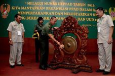 Purnawirawan TNI AD...