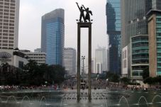 Pembenahan Kota Butuh...