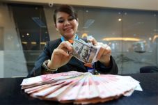 Rupiah Pulang Menguat...