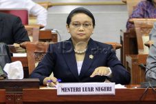 Kapal Pembawa WNI Tenggelam...